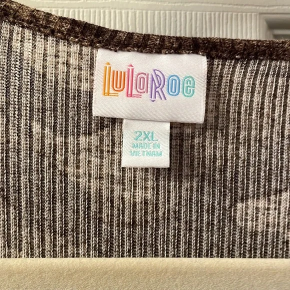 Nanette layering piece - Picture 2 of 3